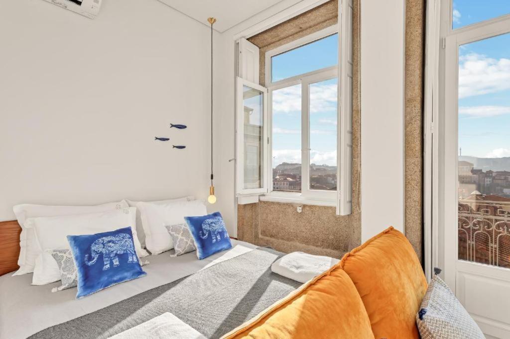 Host Wise - Lovely Shinny Flats With Balcony - Clerigos Porto Zimmer foto